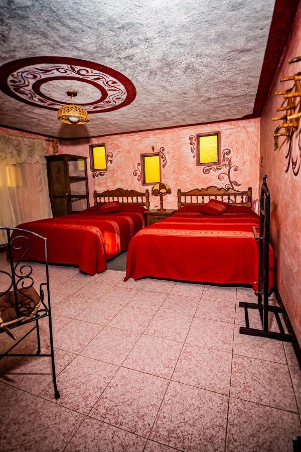 Hotel Del Carmen Tlalpujahua ภายนอก รูปภาพ